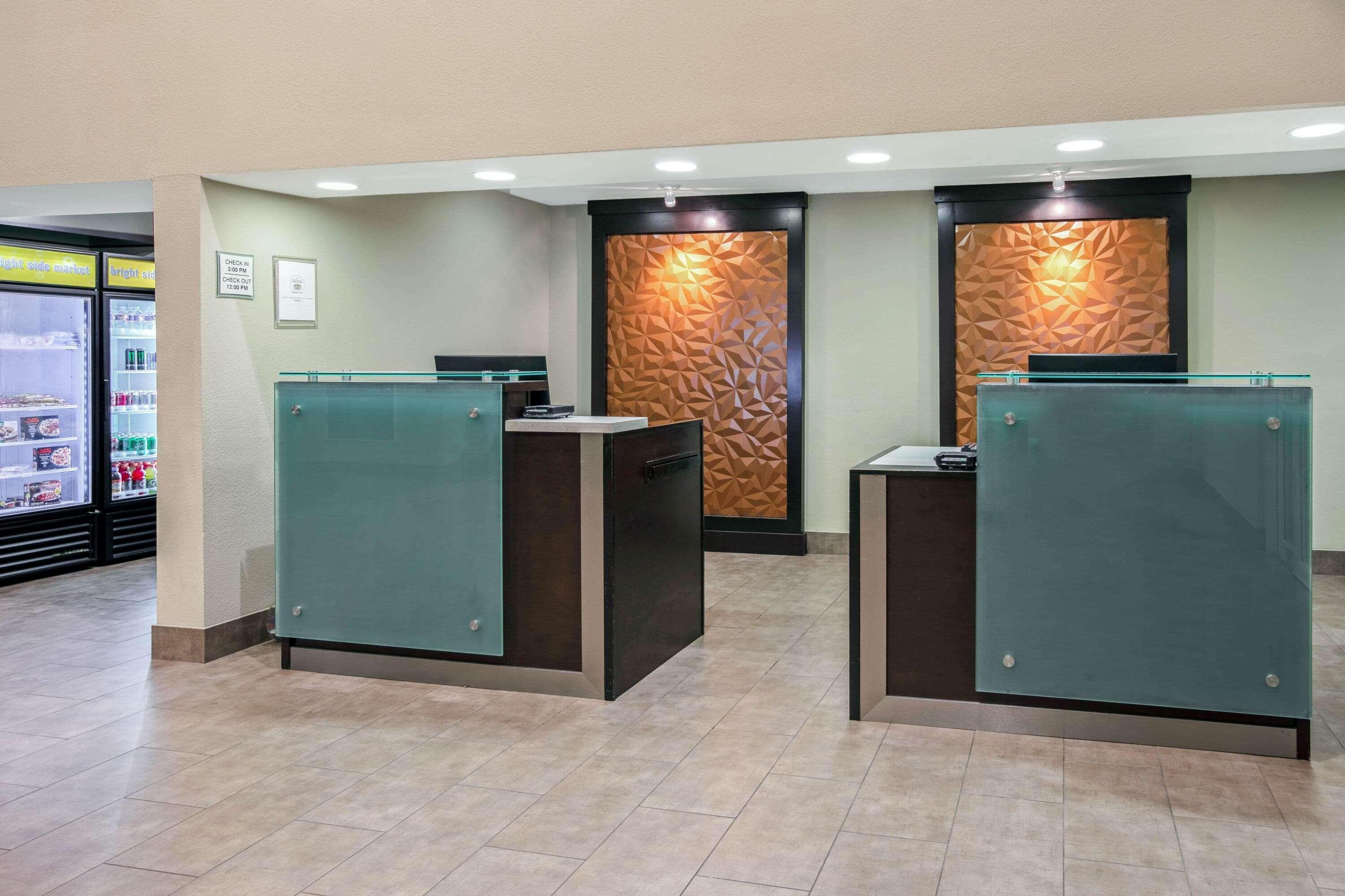 La Quinta By Wyndham Dallas - Las Colinas Irving Exterior photo