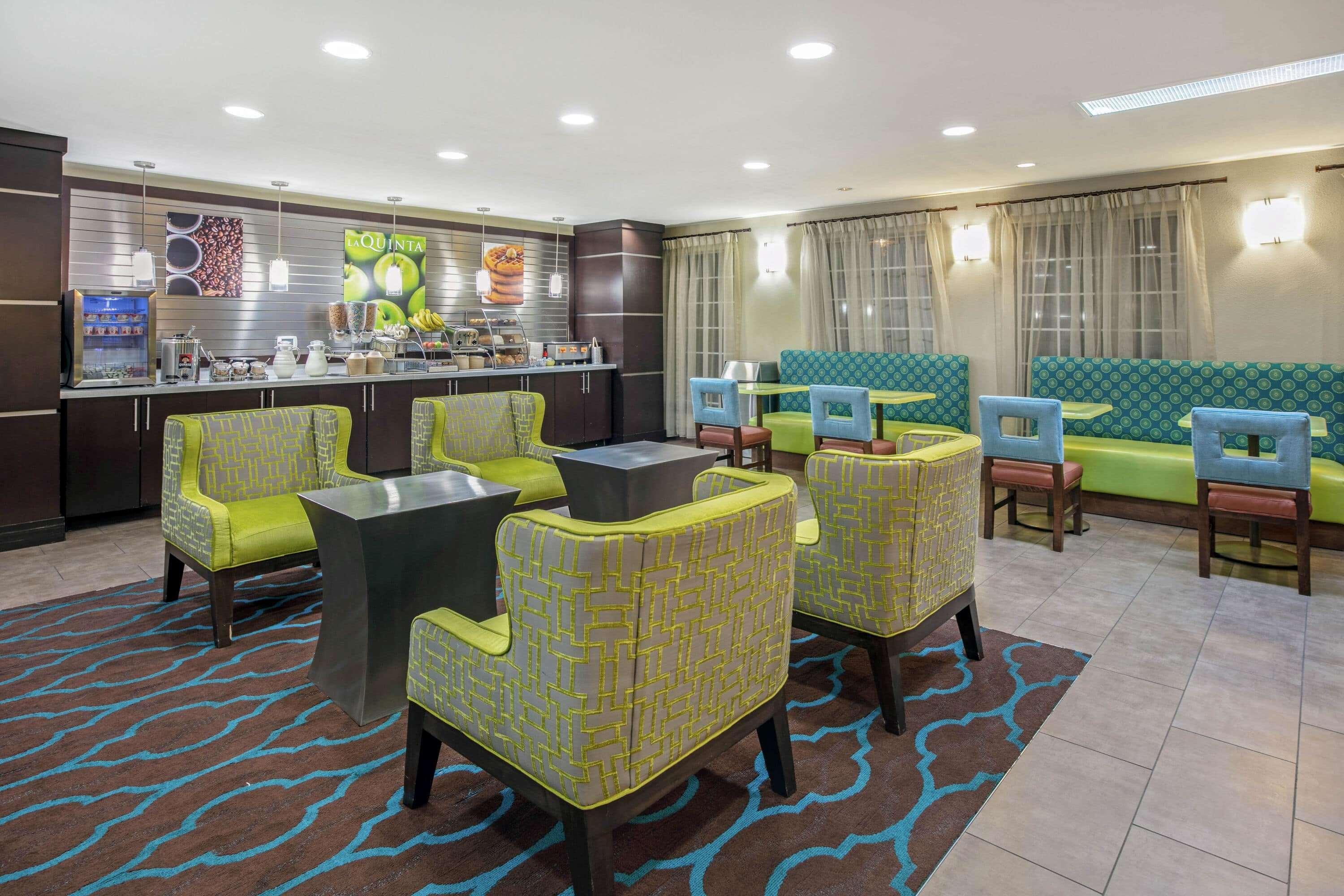 La Quinta By Wyndham Dallas - Las Colinas Irving Exterior photo