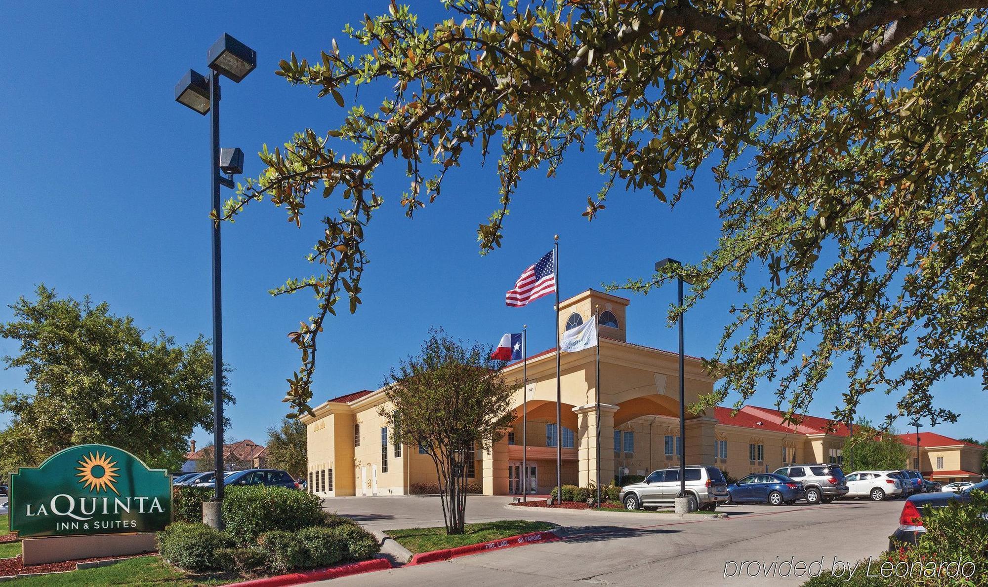La Quinta By Wyndham Dallas - Las Colinas Irving Exterior photo