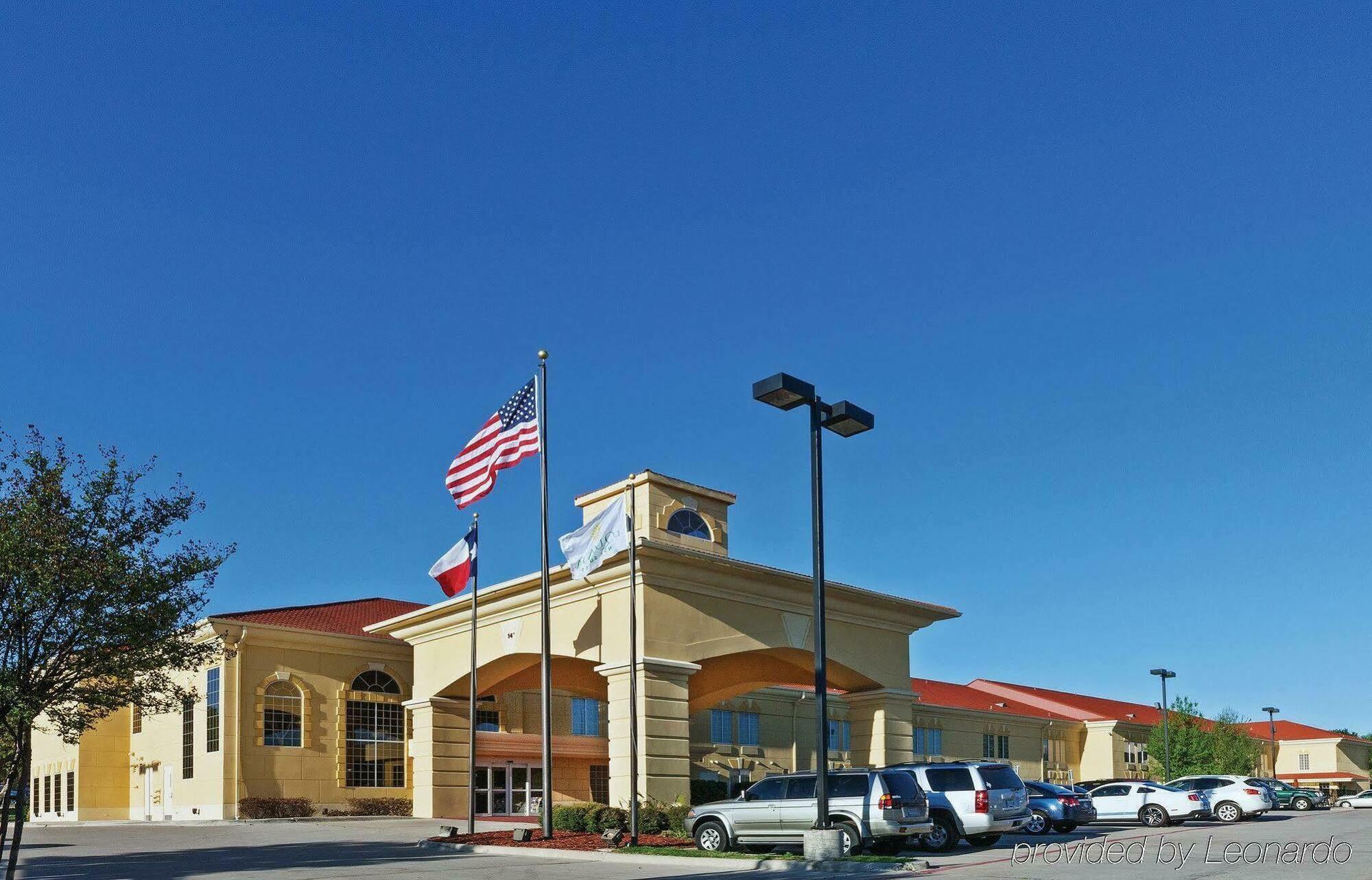La Quinta By Wyndham Dallas - Las Colinas Irving Exterior photo